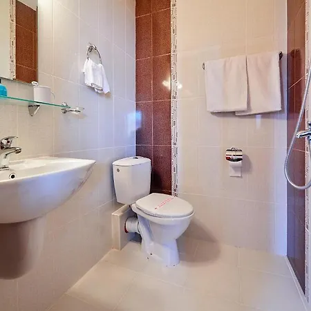 Hotel Peneka 2*