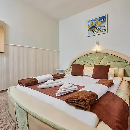 Peneka Hotel